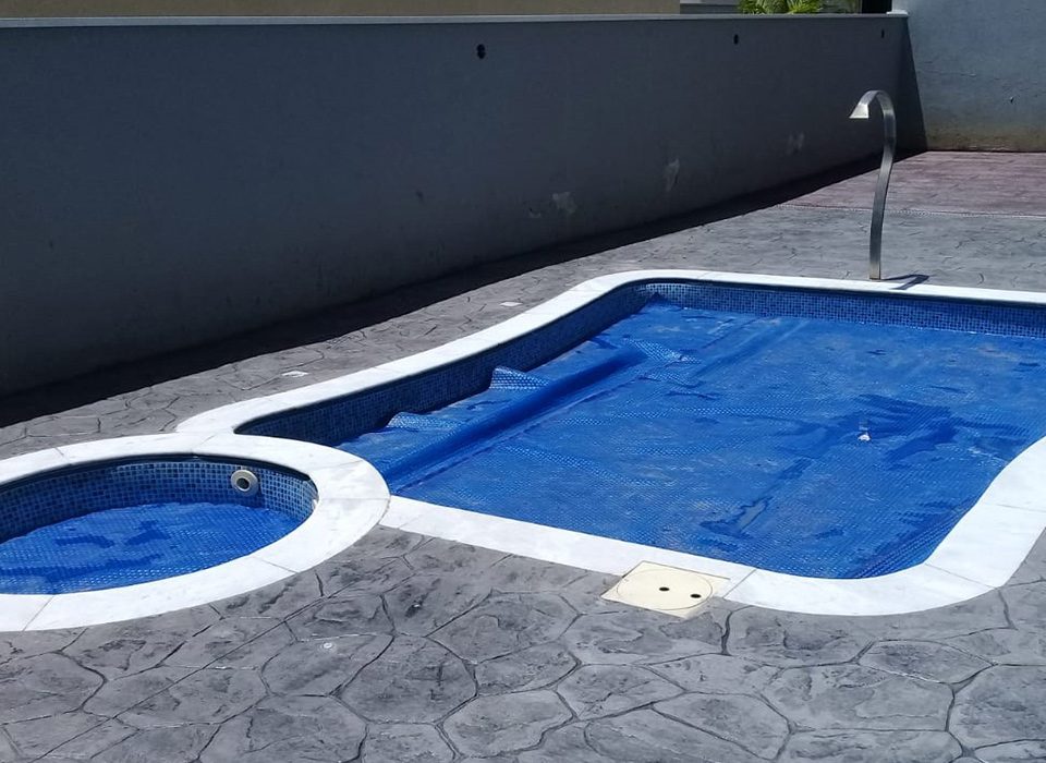 concreto estampado para piscinas